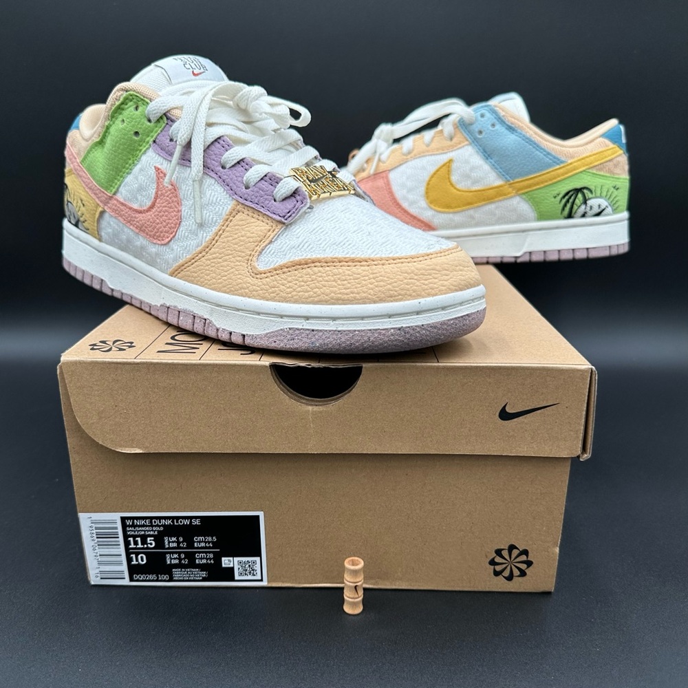 NWT 2022 WOMENS NIKE DUNK LOW SUN CLUB WMNS 11.5 (MENS 10) DEADSTOCK OG ALL